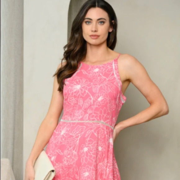Pretty in Pink Sleeveless Mini Shift Dress - Picture 2 of 3
